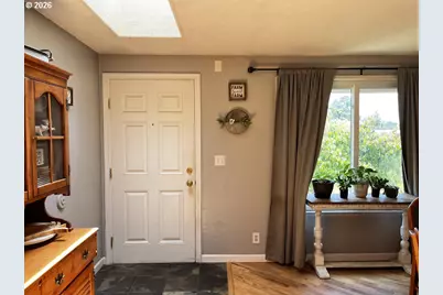 2045 19th St, Florence, OR 97439 - Photo 7