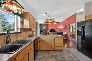 9400 SW Arrowwood Rd, McMinnville, OR 97128 - Photo 15