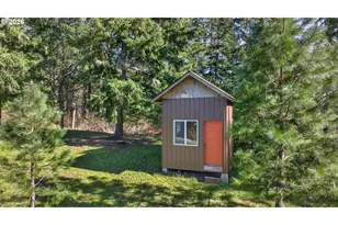 9400 SW Arrowwood Rd, McMinnville, OR 97128 - Photo 33