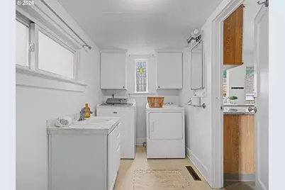 2220 SE Yamhill St, Portland, OR 97214 - Photo 17