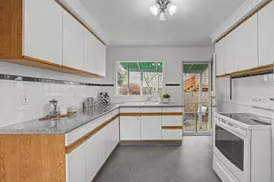 2220 SE Yamhill St, Portland, OR 97214 - Photo 13