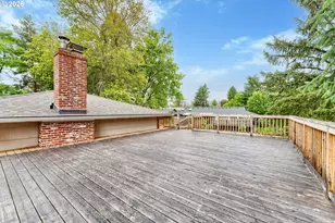 8925 SW Caroline Dr, Portland, OR 97225 - Photo 35