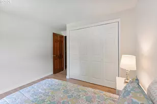 8925 SW Caroline Dr, Portland, OR 97225 - Photo 21