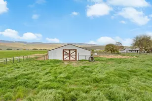 58015 Godley Rd, Union, OR 97883 - Photo 33