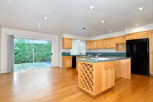 2848 NE Kelly Pl, Gresham, OR 97030 - Photo 11