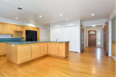 2848 NE Kelly Pl, Gresham, OR 97030 - Photo 13