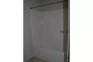 603 Pickering Ln, Woodburn, OR 97071 - Photo 15