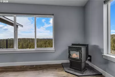 5798 SE Grant Rd, Prineville, OR 97754 - Photo 5