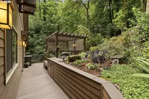 3919 SW Hillside Dr, Portland, OR 97221 - Photo 25