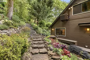 3919 SW Hillside Dr, Portland, OR 97221 - Photo 39
