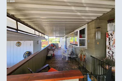 5422 Portland Rd NE #127, Salem, OR 97305 - Photo 5