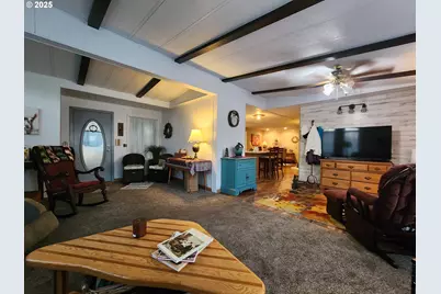 5422 Portland Rd NE #127, Salem, OR 97305 - Photo 17