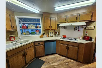 5422 Portland Rd NE #127, Salem, OR 97305 - Photo 21