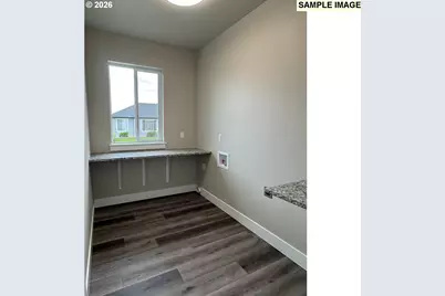 179 Elkton St, Sutherlin, OR 97479 - Photo 21