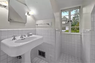 1490 SW Clifton St, Portland, OR 97201 - Photo 31