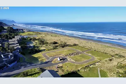 94050 Emerson Cir, Gold Beach, OR 97444 - Photo 15