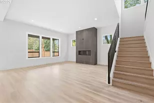 4620 SW Cullen Blvd, Portland, OR 97221 - Photo 3