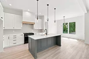 4620 SW Cullen Blvd, Portland, OR 97221 - Photo 9