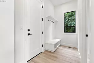 4620 SW Cullen Blvd, Portland, OR 97221 - Photo 13