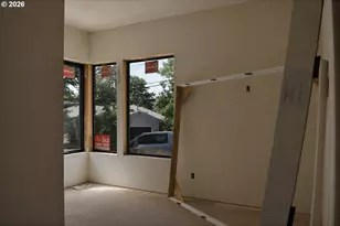 4620 SW Cullen Blvd, Portland, OR 97221 - Photo 13