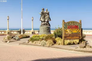 475 S Prom, Seaside, OR 97138 - Photo 29