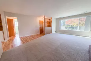 10235 NE Thompson St, Portland, OR 97220 - Photo 11