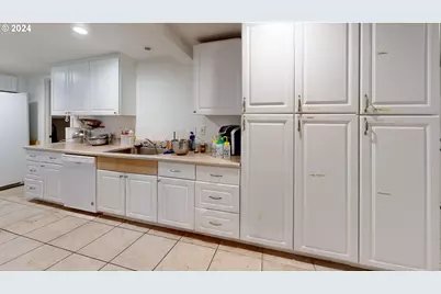 516 S 1st Ave, Hillsboro, OR 97123 - Photo 11