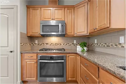 10899 SW Barber St, Wilsonville, OR 97070 - Photo 11