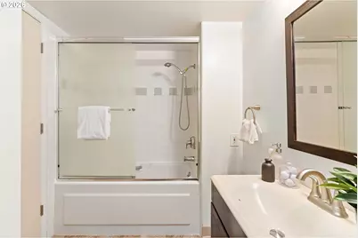 6605 W Burnside Rd #112, Portland, OR 97210 - Photo 19