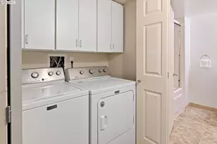 6605 W Burnside Rd, Portland, OR 97210 - Photo 21