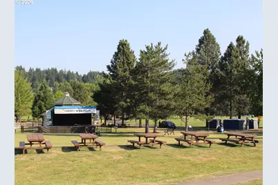 9887 SE 134th Ave, Happy Valley, OR 97086 - Photo 33