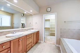 11598 SE Aerie Cres Rd, Happy Valley, OR 97086 - Photo 15
