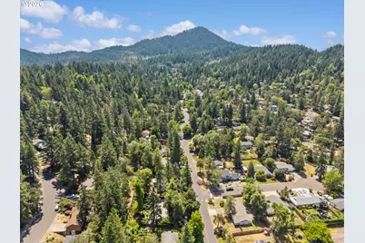 4861 Donald St, Eugene, OR 97405 - Photo 39