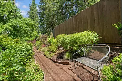4861 Donald St, Eugene, OR 97405 - Photo 35