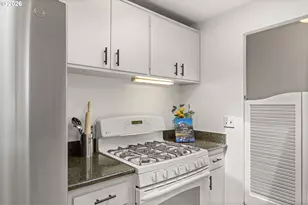 4861 Donald St, Eugene, OR 97405 - Photo 9