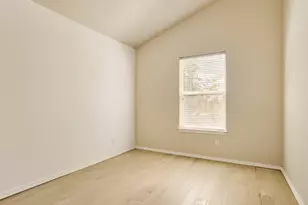 16226 NW Fescue Ct, Portland, OR 97229 - Photo 15