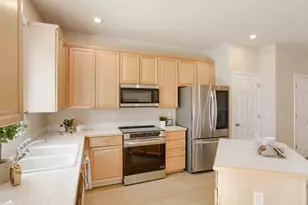 16226 NW Fescue Ct, Portland, OR 97229 - Photo 7