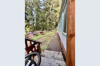 5525 Buck Lake Rd, Florence, OR 97439 - Photo 7