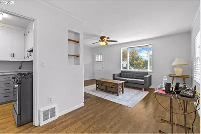 3811 NE 114th Ave, Portland, OR 97220 - Photo 9