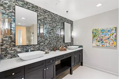 1410 NW Kearney St #610, Portland, OR 97209 - Photo 21