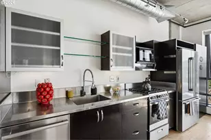 1410 NW Kearney St, Portland, OR 97209 - Photo 9