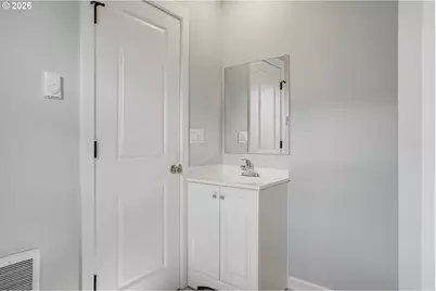 856 Highland Ave NE, Salem, OR 97301 - Photo 21