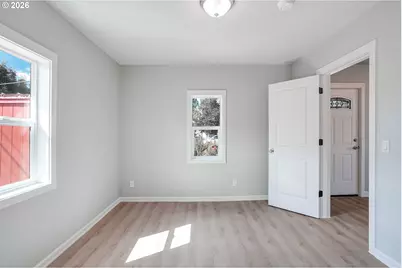 856 Highland Ave NE, Salem, OR 97301 - Photo 27