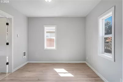 856 Highland Ave NE, Salem, OR 97301 - Photo 25
