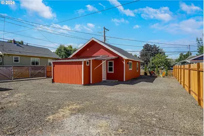 856 Highland Ave NE, Salem, OR 97301 - Photo 3