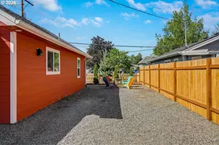 856 Highland Ave NE, Salem, OR 97301 - Photo 7