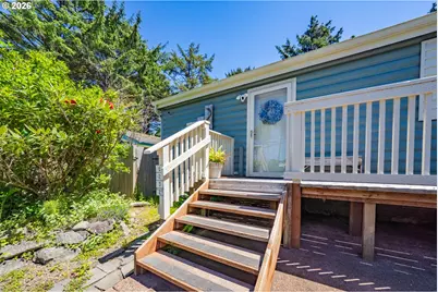1232 SE 2nd Ct, Lincoln City, OR 97367 - Photo 3