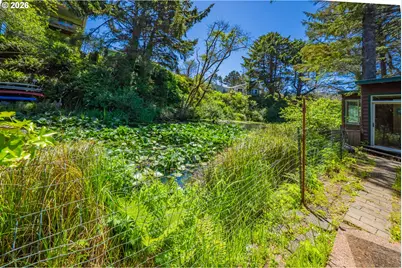 1232 SE 2nd Ct, Lincoln City, OR 97367 - Photo 5