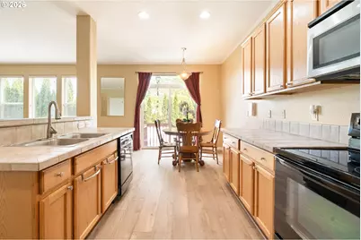22908 NE Chinook St, Troutdale, OR 97060 - Photo 11