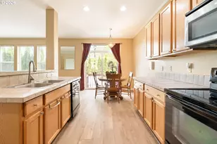 22908 NE Chinook St, Troutdale, OR 97060 - Photo 11